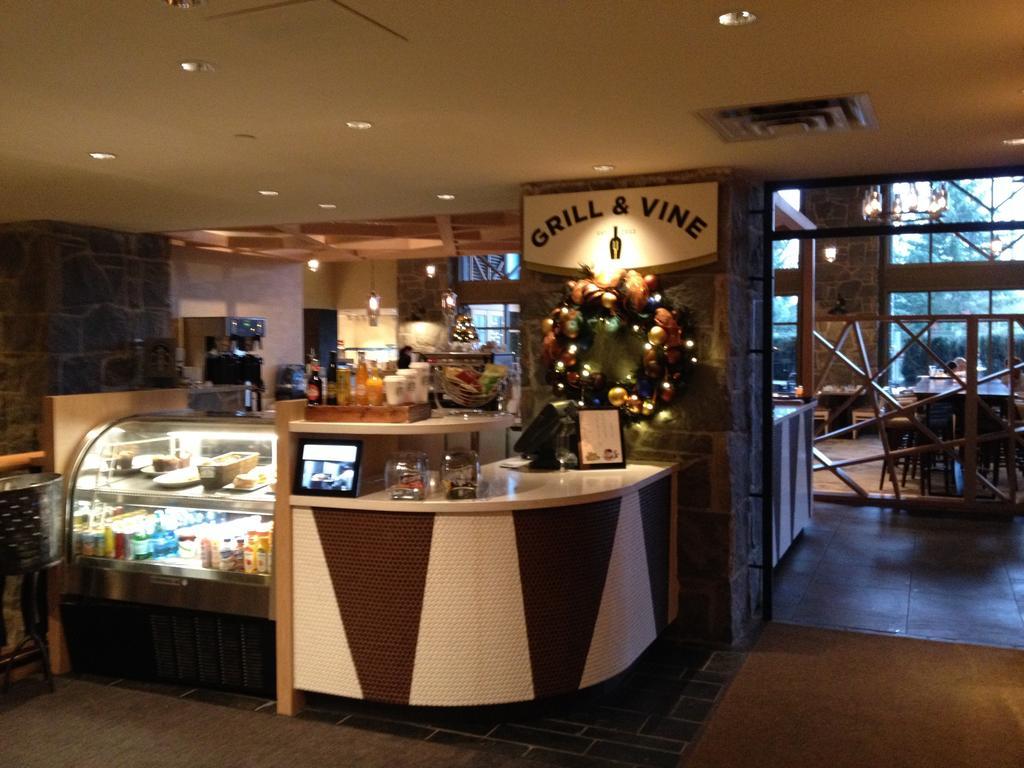 The Westin By Latour Lejlighedshotel Whistler Eksteriør billede